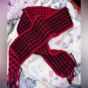 crochet houndstooth scarf
